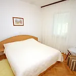Family-friendly With Swimming Pool Banjol, Rab - 5007 Apartman Banjol