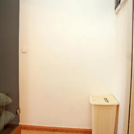 Family-friendly With Swimming Pool Banjol, Rab - 5007 Apartmán