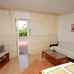 Family-friendly With Swimming Pool Banjol, Rab - 5007 Appartamento Banjol