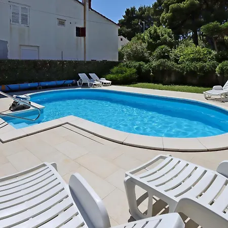 Διαμέρισμα Family-friendly With Swimming Pool Banjol, Rab - 5007 *